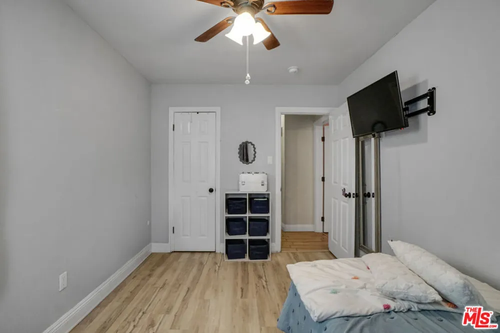 824 W Palmer Street Compton, CA 90220
