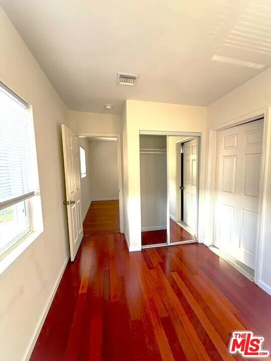 4343 W 4th Street #F Los Angeles, CA 90020