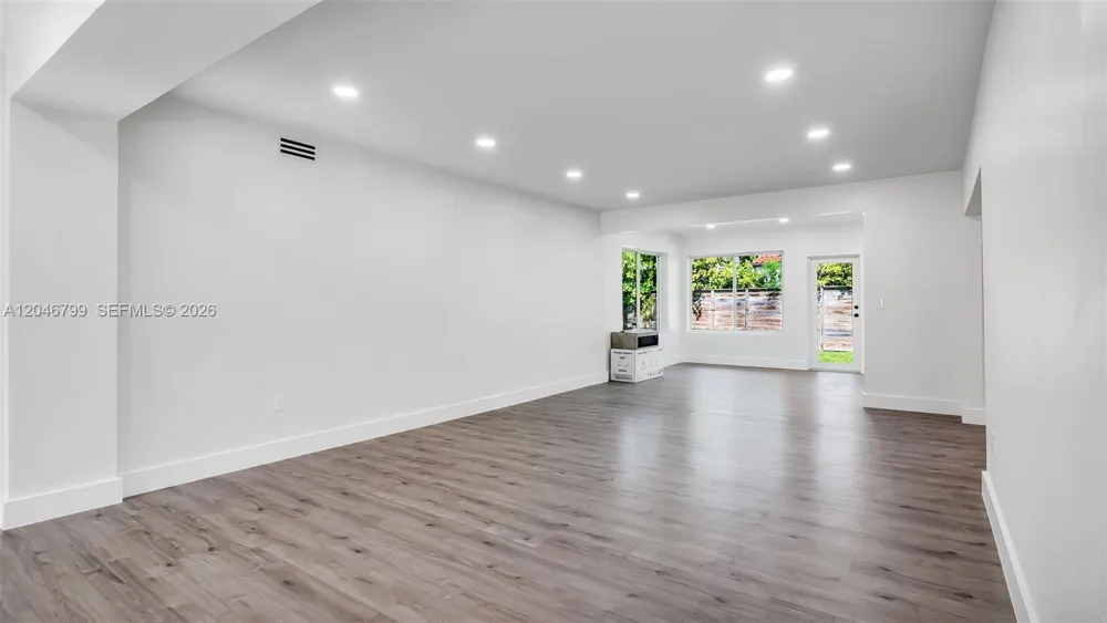 1500 NE 13th Pl Miami Beach, FL 33139