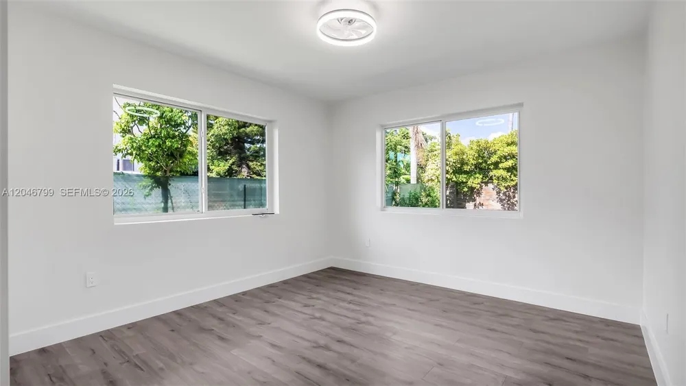 1500 NE 13th Pl Miami Beach, FL 33139