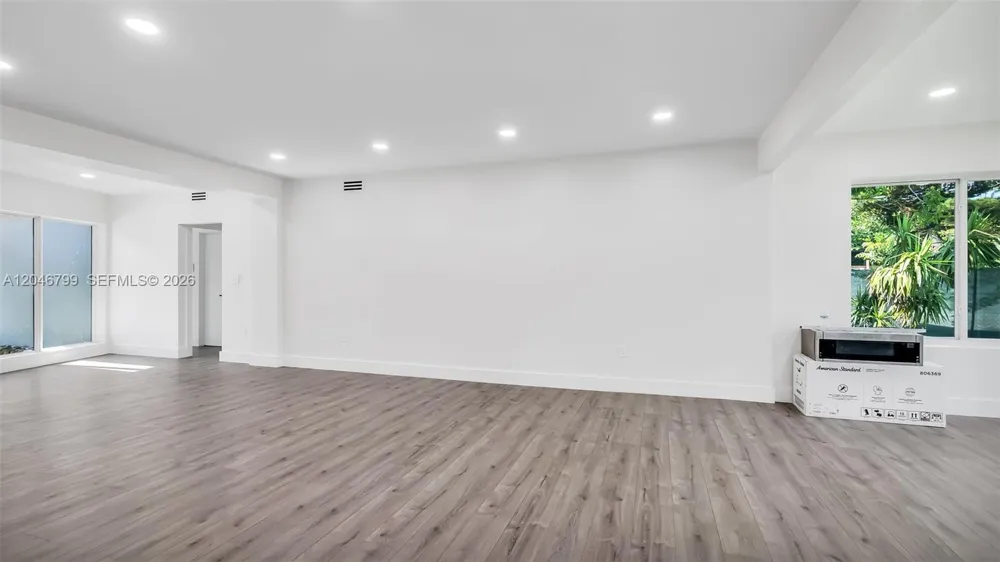 1500 NE 13th Pl Miami Beach, FL 33139