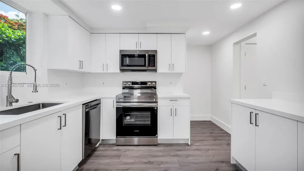 1500 NE 13th Pl Miami Beach, FL 33139