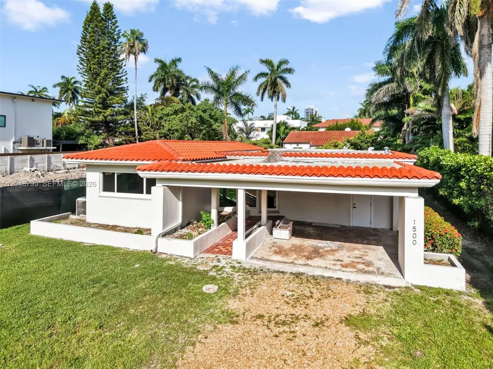 1500 NE 13th Pl Miami Beach, FL 33139
