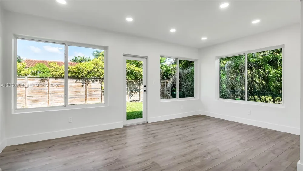1500 NE 13th Pl Miami Beach, FL 33139