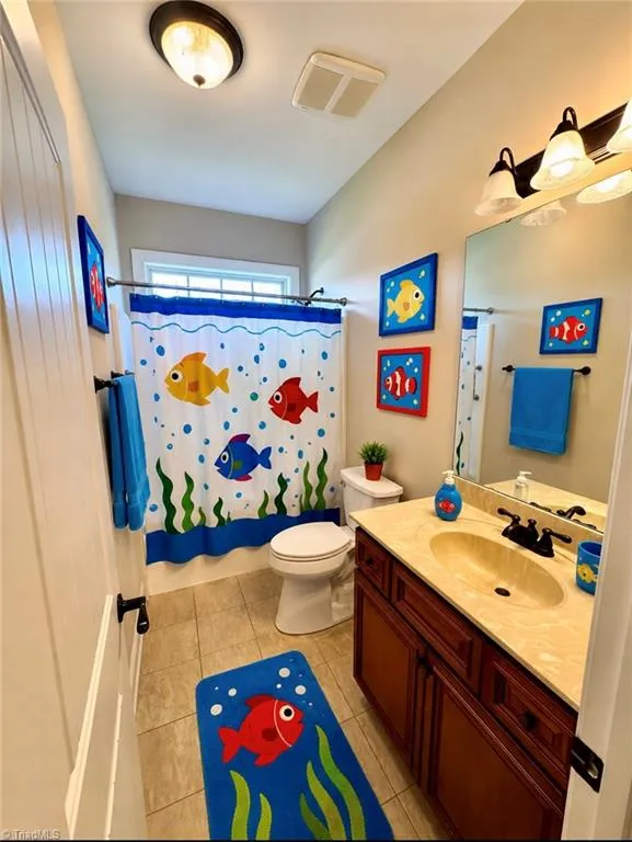 1907 Whisper Lake Drive #B Whitsett, NC 27377