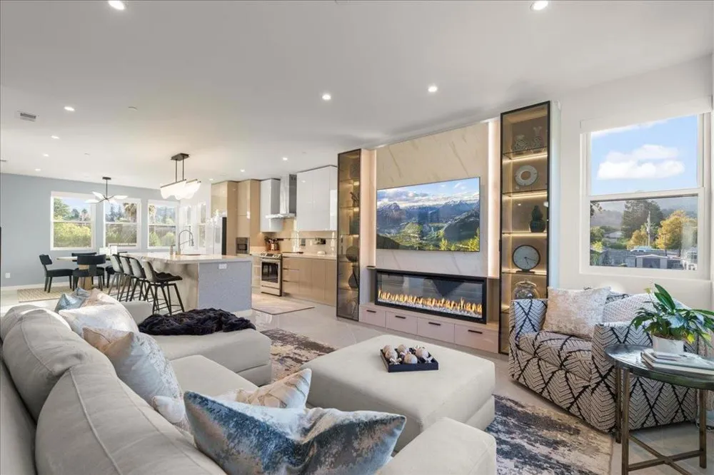22540 Stevens Creek Boulevard Cupertino, CA 95014