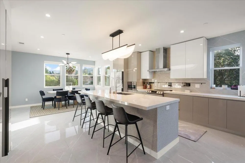 22540 Stevens Creek Boulevard Cupertino, CA 95014