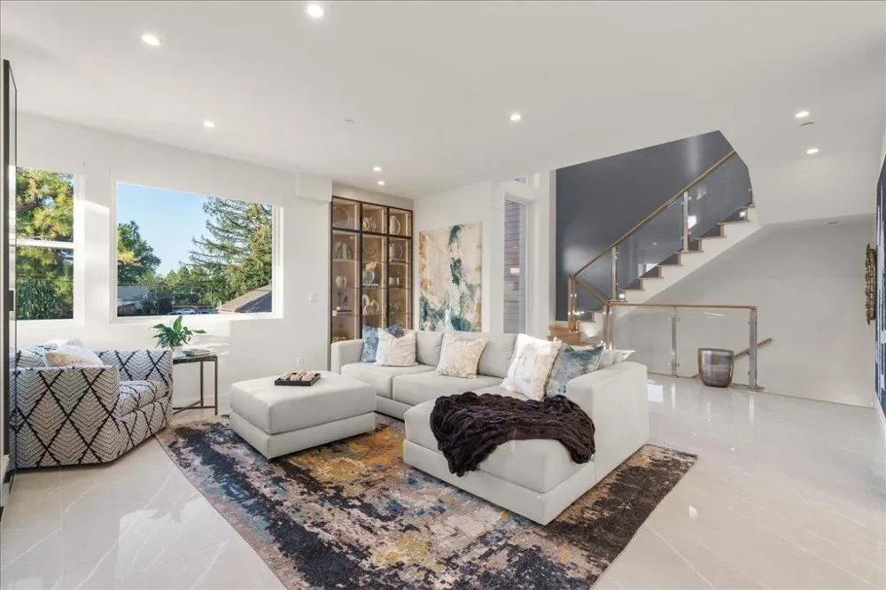 22540 Stevens Creek Boulevard Cupertino, CA 95014