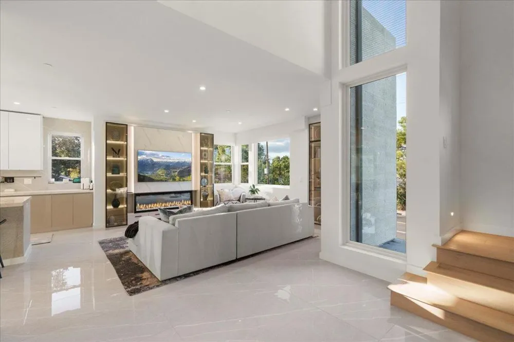 22540 Stevens Creek Boulevard Cupertino, CA 95014