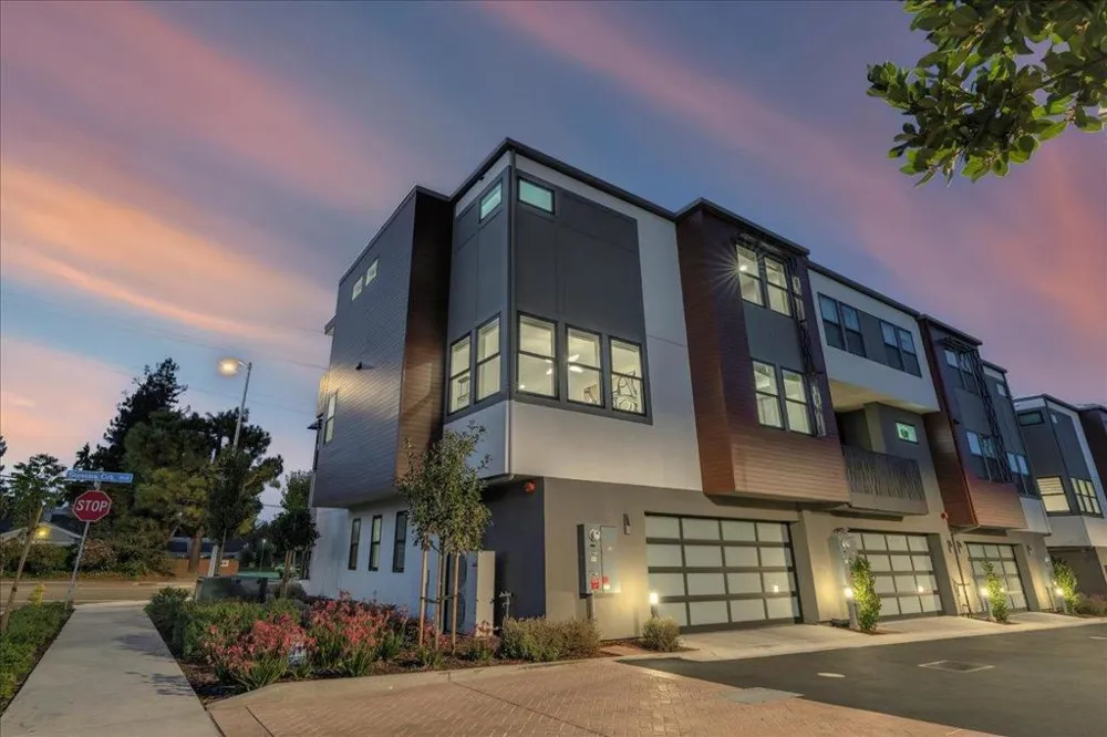 22540 Stevens Creek Boulevard Cupertino, CA 95014
