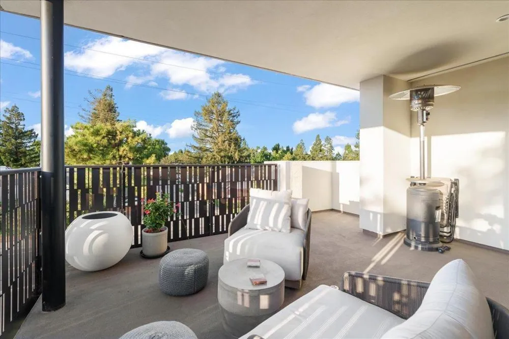 22540 Stevens Creek Boulevard Cupertino, CA 95014