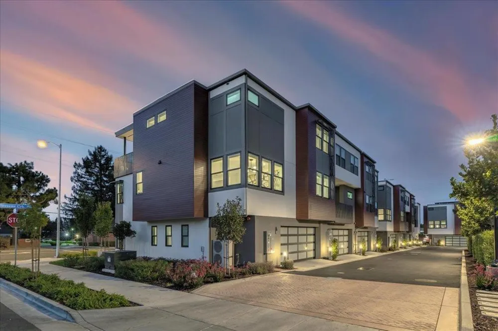22540 Stevens Creek Boulevard Cupertino, CA 95014