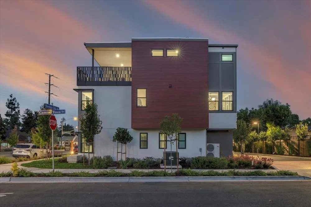 22540 Stevens Creek Boulevard Cupertino, CA 95014