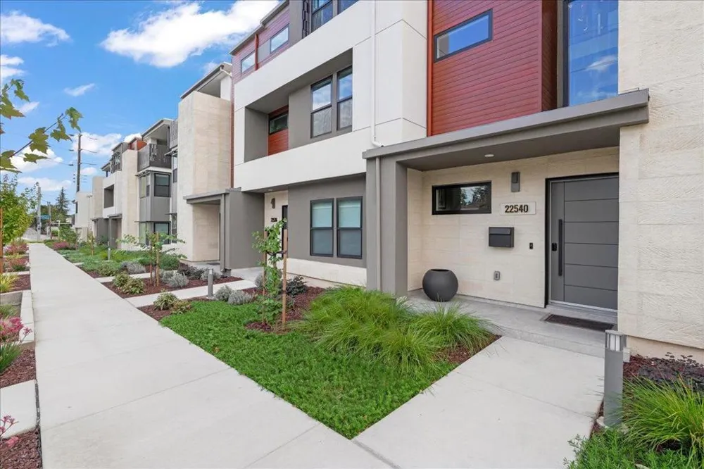 22540 Stevens Creek Boulevard Cupertino, CA 95014