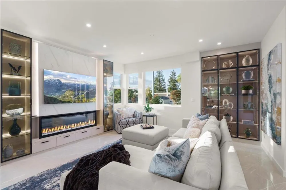 22540 Stevens Creek Boulevard Cupertino, CA 95014