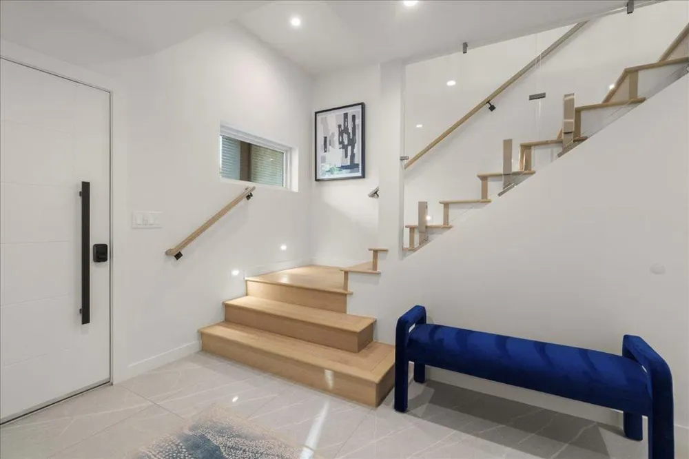 22540 Stevens Creek Boulevard Cupertino, CA 95014