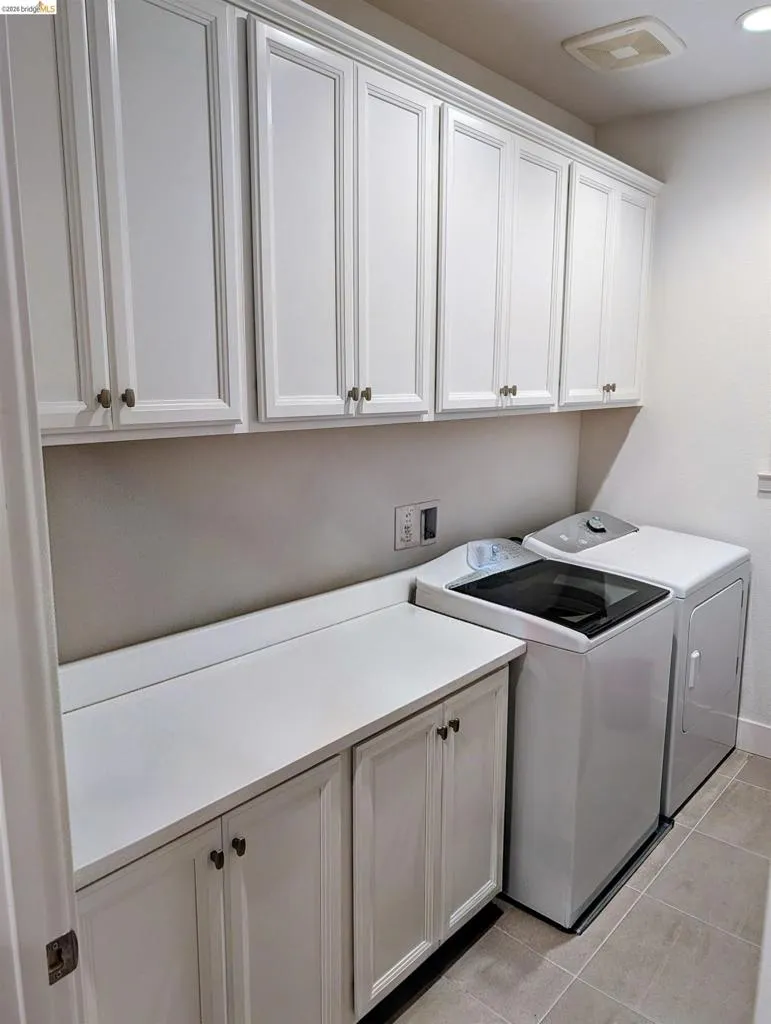 103 E Vince St Mountain House, CA 95391