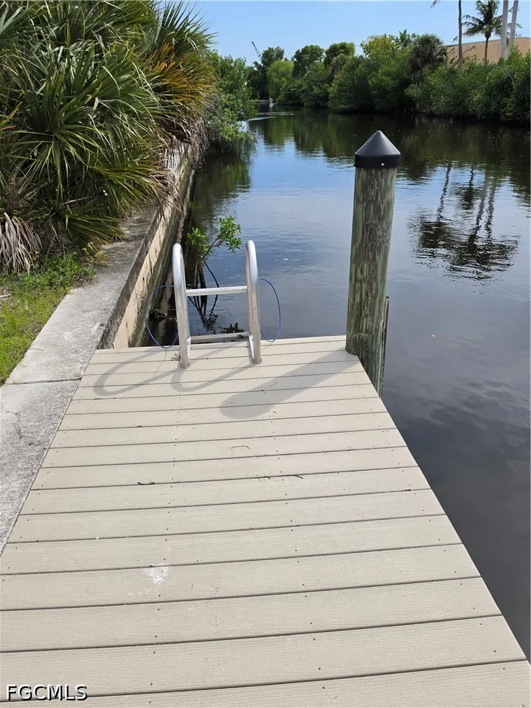 SE 13th Avenue Cape Coral, FL 33990