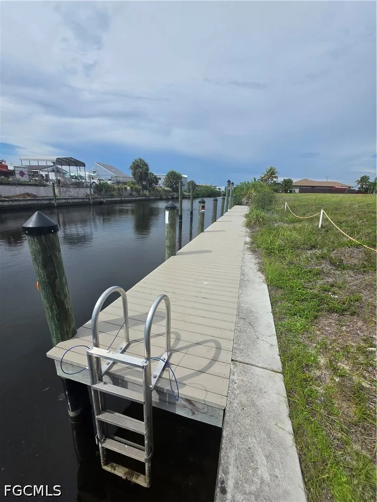 SE 13th Avenue Cape Coral, FL 33990