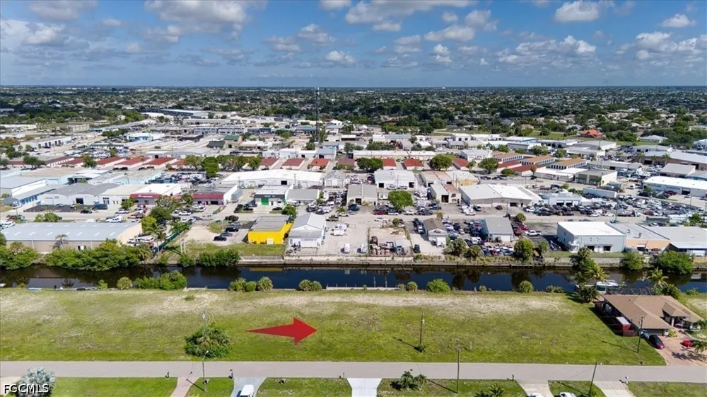 SE 13th Avenue Cape Coral, FL 33990