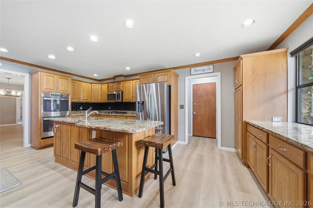 6609 S Redbud Avenue Broken Arrow, OK 74011