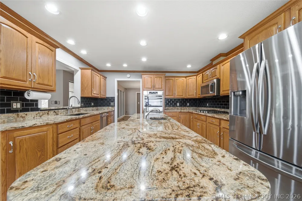 6609 S Redbud Avenue Broken Arrow, OK 74011