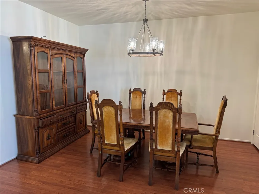 130 S Barranca #212 West Covina, CA 91791