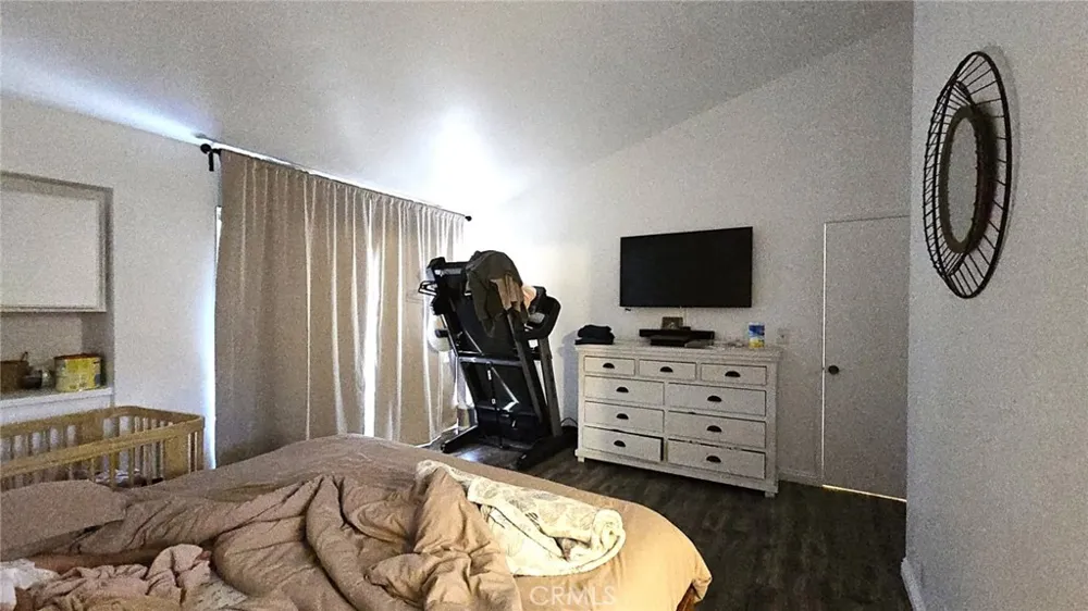 1921 Glenoaks Boulevard #196 San Fernando, CA 91340