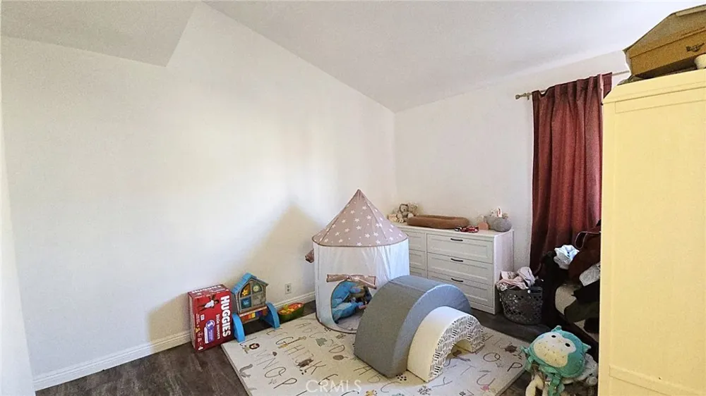 1921 Glenoaks Boulevard #196 San Fernando, CA 91340