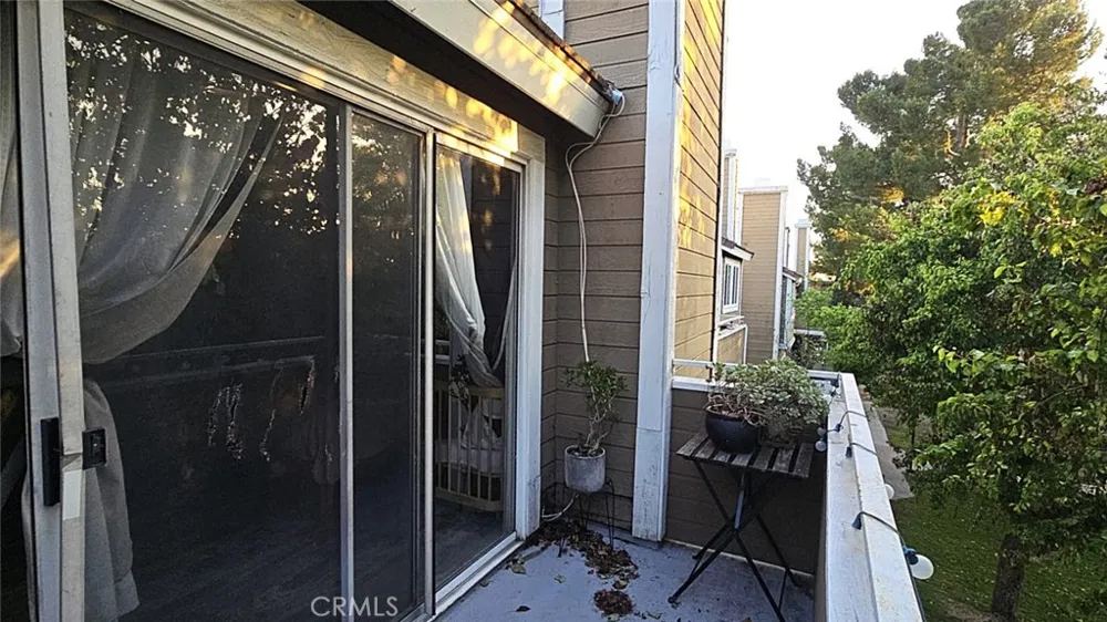 1921 Glenoaks Boulevard #196 San Fernando, CA 91340