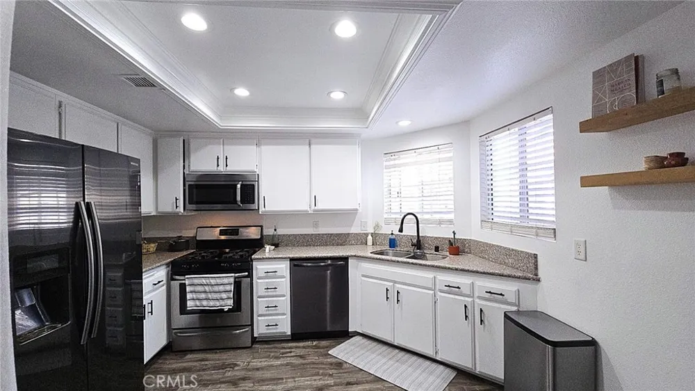 1921 Glenoaks Boulevard #196 San Fernando, CA 91340