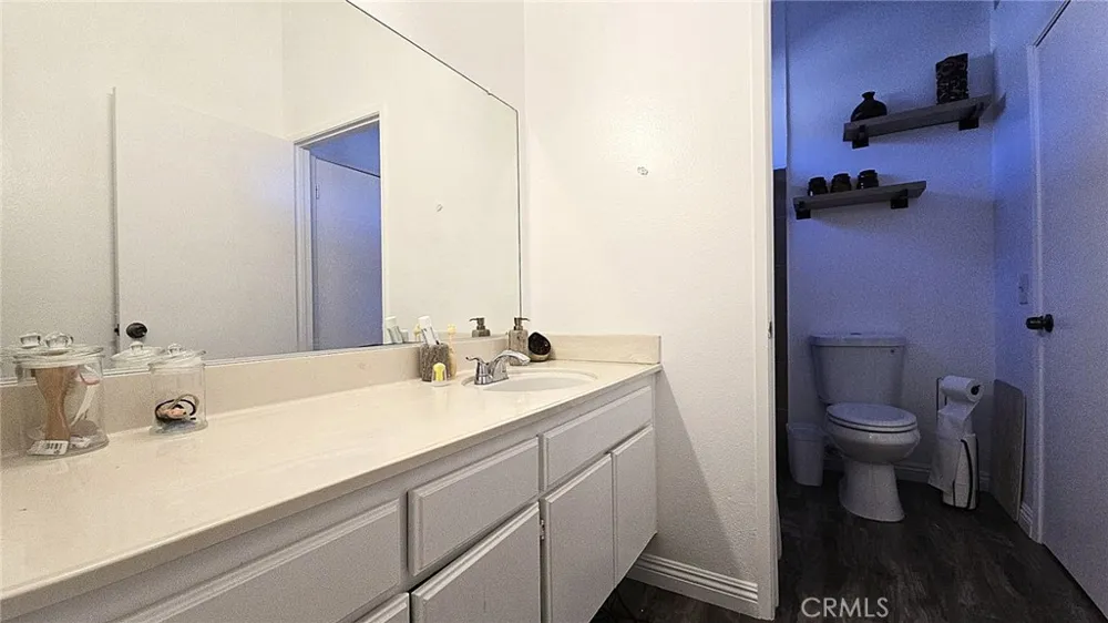 1921 Glenoaks Boulevard #196 San Fernando, CA 91340