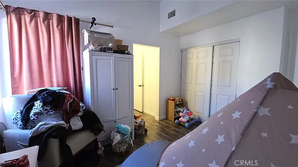 1921 Glenoaks Boulevard #196 San Fernando, CA 91340