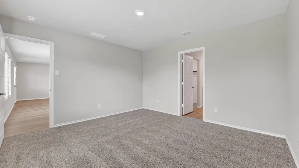 804 KING'S WAY Hillsboro, TX 76645
