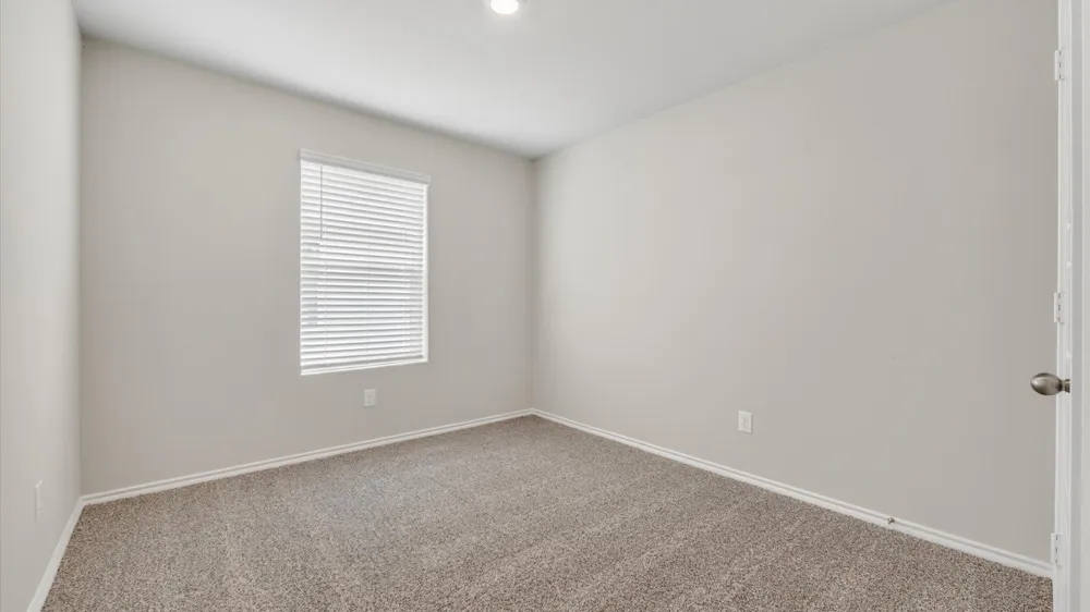 804 KING'S WAY Hillsboro, TX 76645