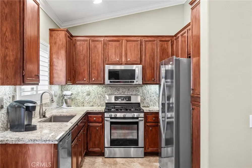 733 Daybreak Way Banning, CA 92220
