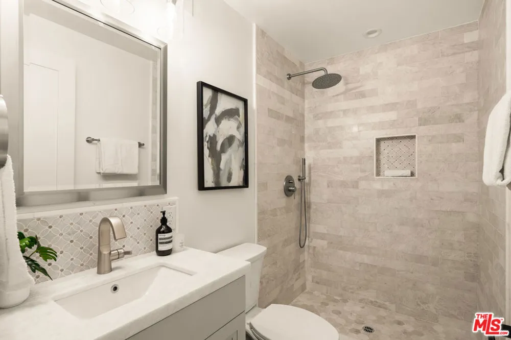 812 Cleveland Street #1 Oceanside, CA 92054