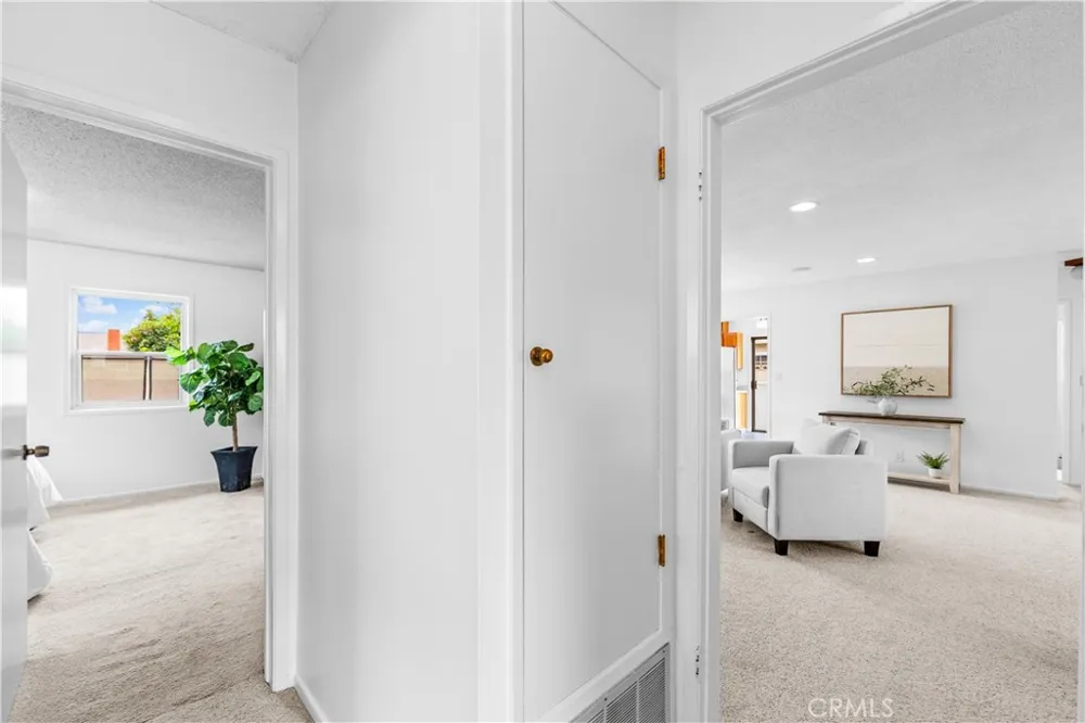 6101 Killarney Garden Grove, CA 92845