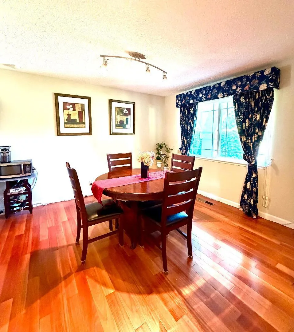 19959 Sea Gull Way Saratoga, CA 95070