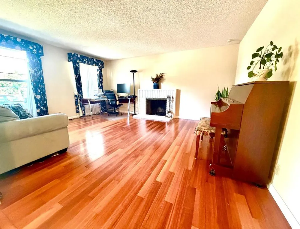 19959 Sea Gull Way Saratoga, CA 95070