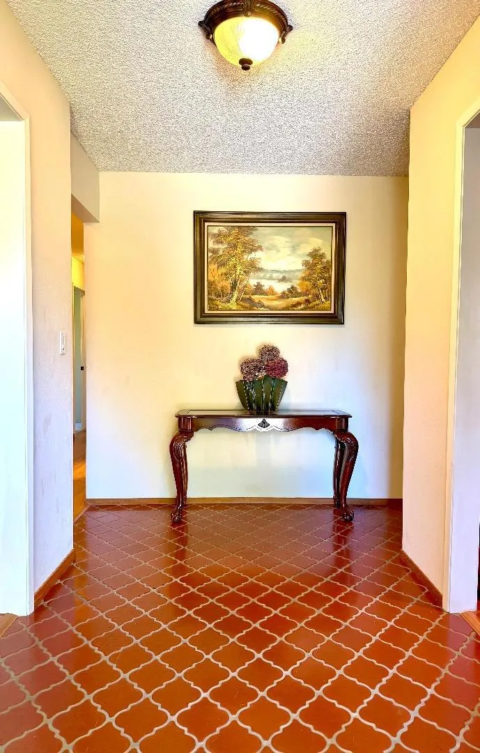19959 Sea Gull Way Saratoga, CA 95070