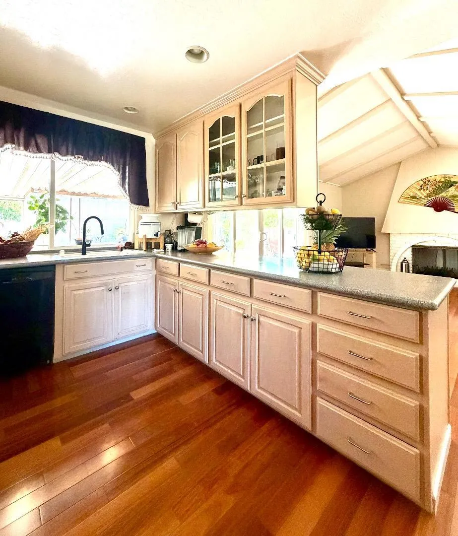 19959 Sea Gull Way Saratoga, CA 95070