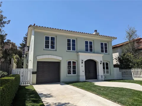2257 Manning Avenue