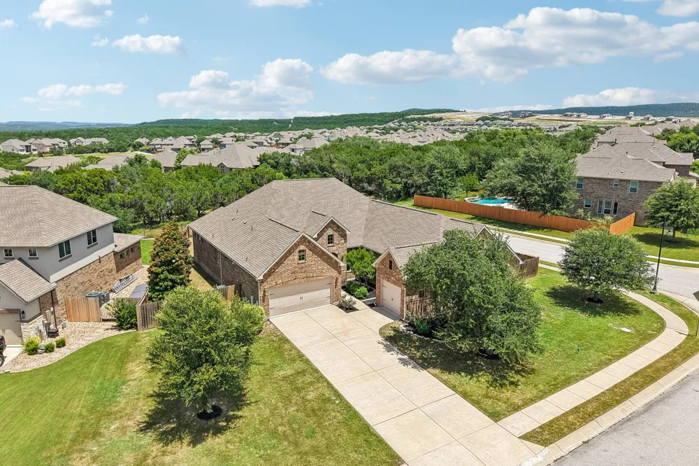 7420 Turnback Ledge Trail Lago Vista, TX 78645