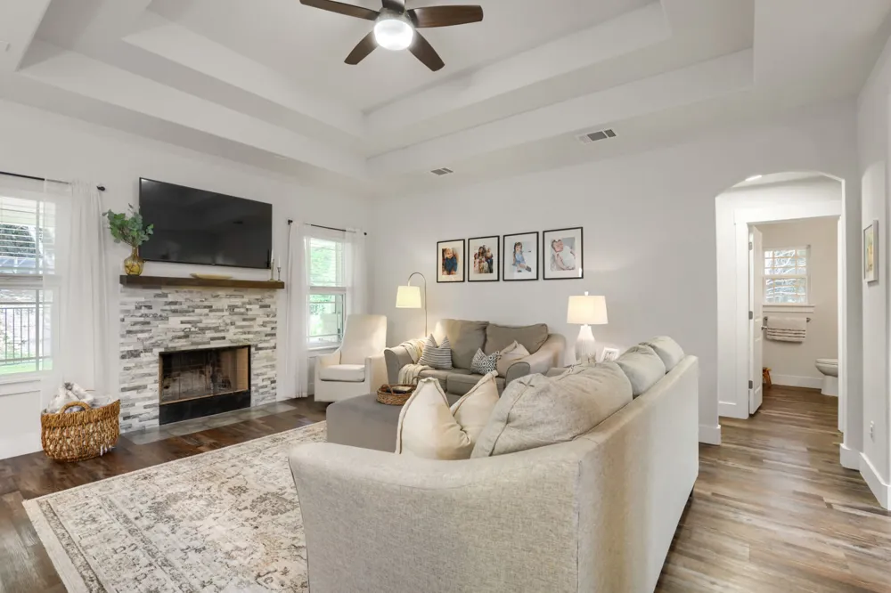 6101 Cimmaron Trail Lago Vista, TX 78645