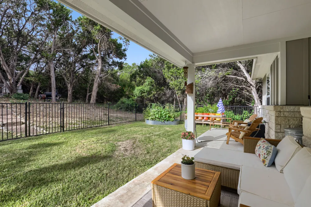 6101 Cimmaron Trail Lago Vista, TX 78645