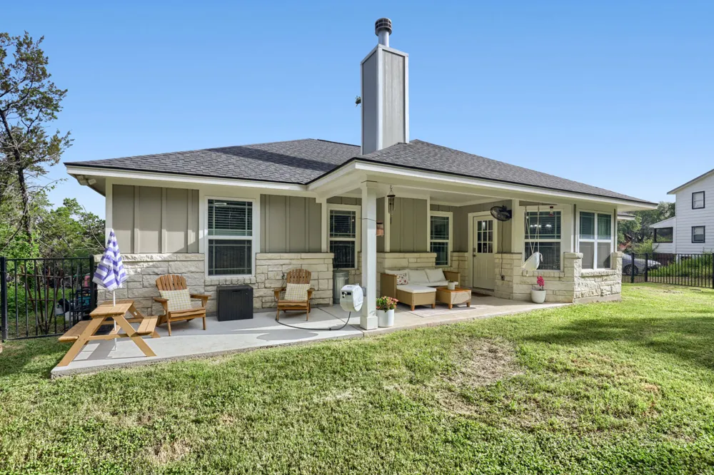 6101 Cimmaron Trail Lago Vista, TX 78645