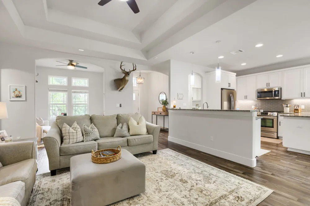 6101 Cimmaron Trail Lago Vista, TX 78645