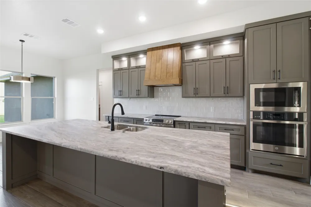11109 Golden Eagle Avenue Salado, TX 76571