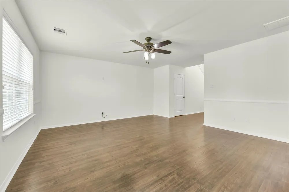 2921 Seacrest Lane La Marque, TX 77568